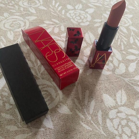 Anais “Claudette” special edition NARS audacious sheer matte lipstick - Picture 4 of 4